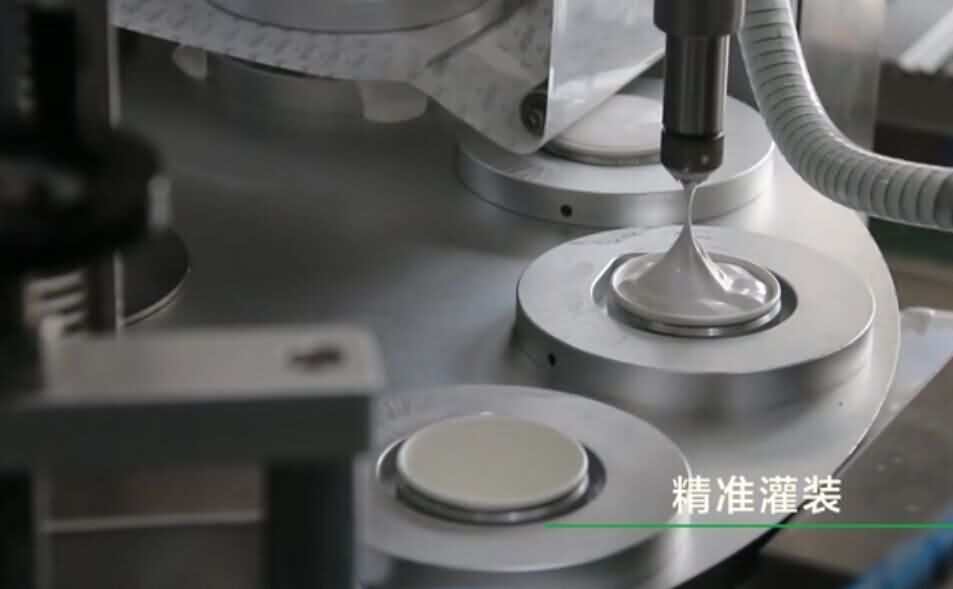 轉盤冰激凌灌裝機