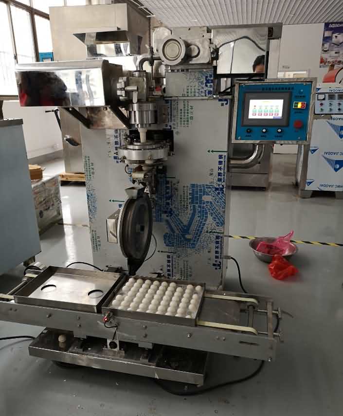 湯圓機現場試機直觀效果 湯圓機現場試機直觀效果